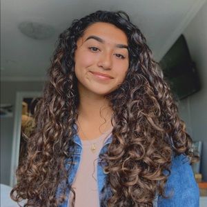 Meet your Posher, Sofia